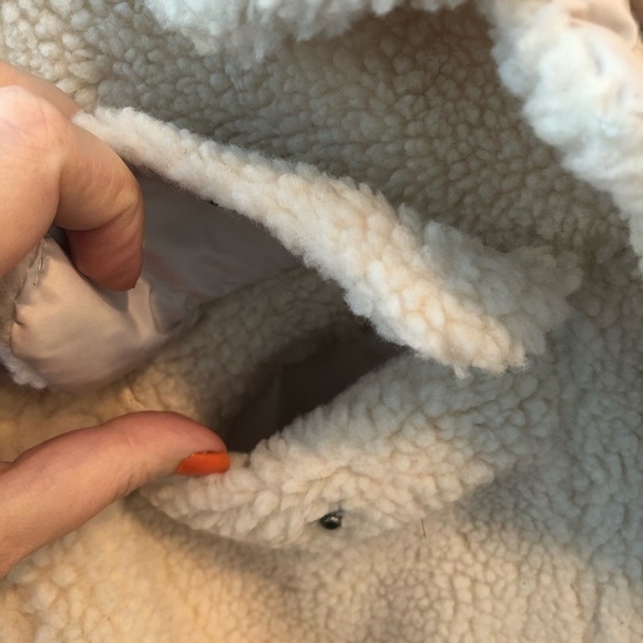 Women’s Levi’s Long Sherpa Trucker Jacket - Picture 6 of 16